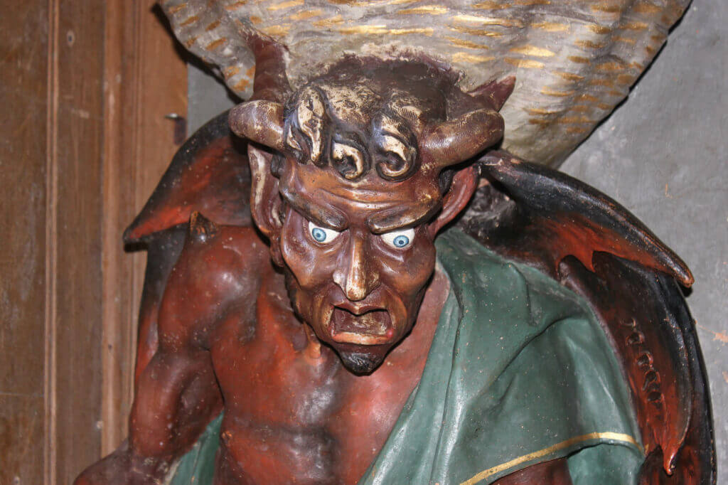 El demonio Asmodeo de la iglesia de Rennes-le-Château